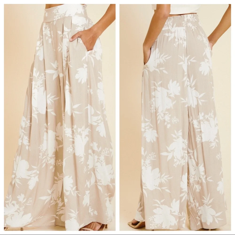 Boho Chic Floral print Extra Wide Leg Fabulous Pants - Picture 4 of 4
